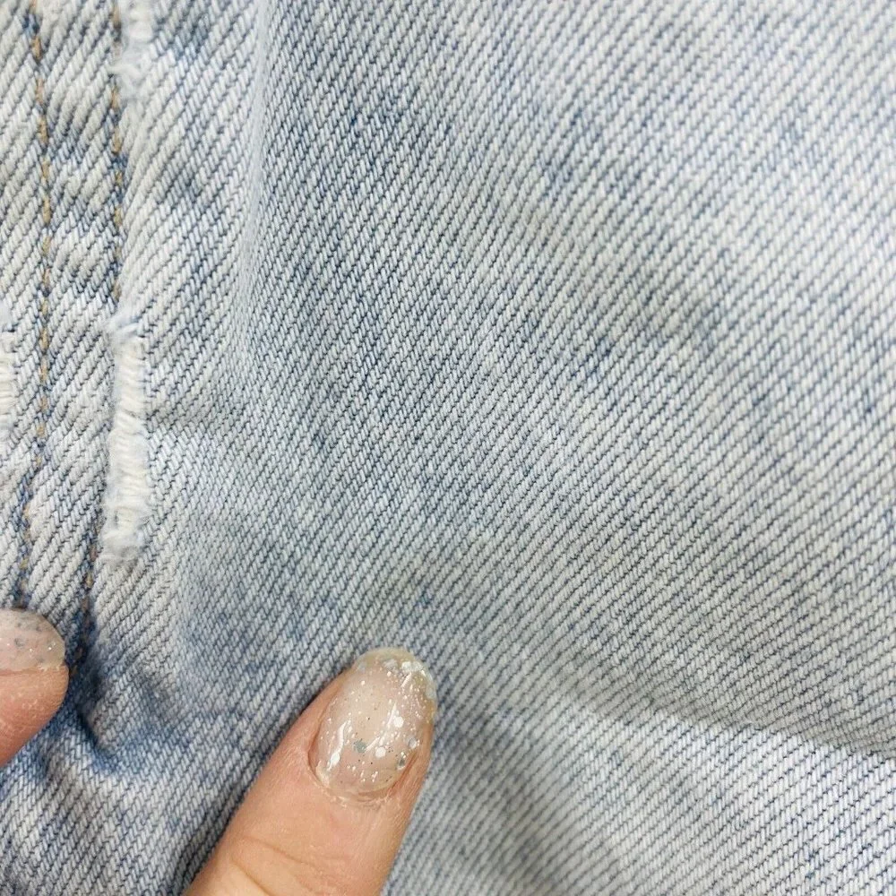 Zara‎ Womens Size 2 Distressed High Waisted Mom Fit Denim Shorts Light Blue 2295